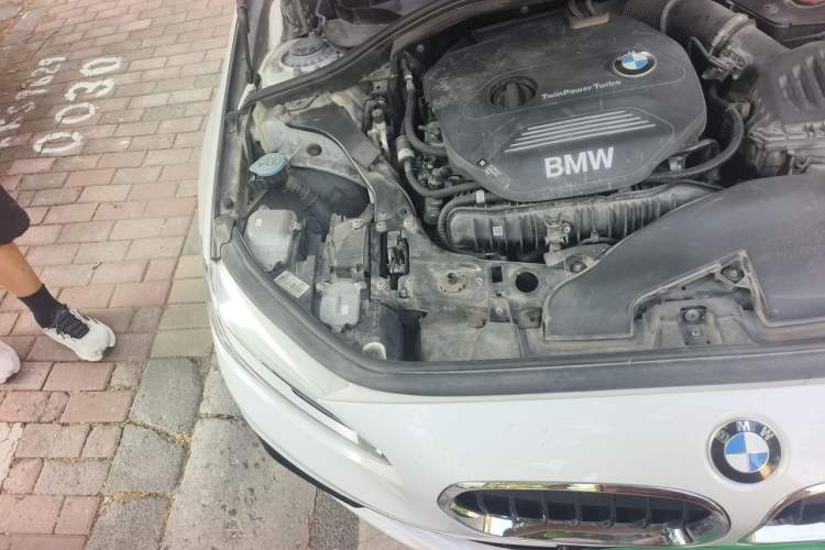Used BMW 1 Series 2018 120i Design Package Model Engine Bay Right