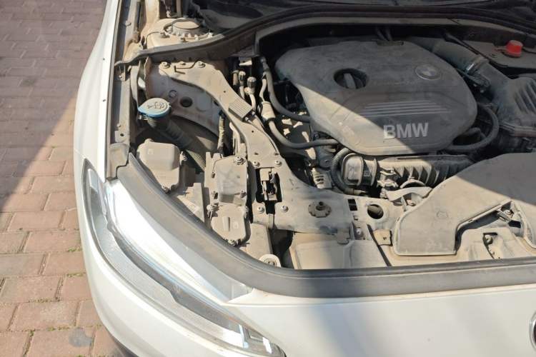 Used BMW 1 Series 2018 Facelifted 118i Sport Edition Engine Bay Right