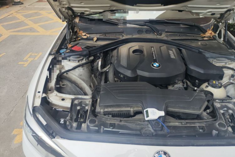 Used BMW 1 Series 2018 118i Sport Design Package Engine Bay Right