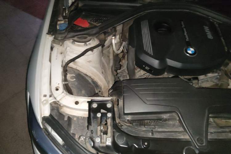 Used BMW 1 Series 2018 118i Leading Model Engine Bay Right