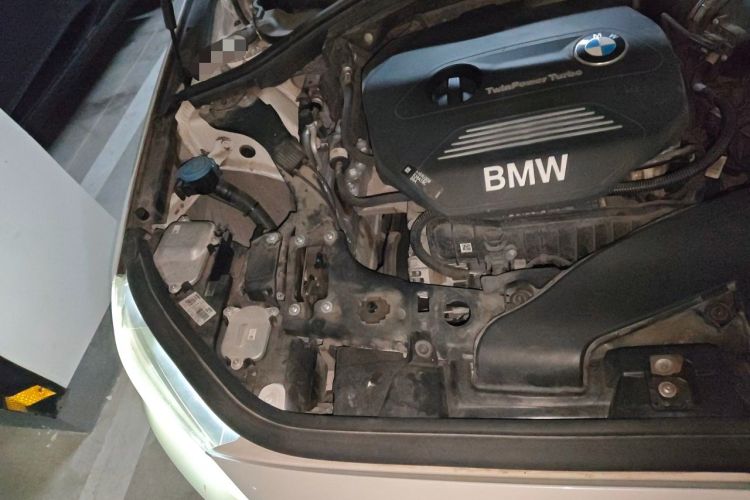 Used BMW 1 Series 2018 118i Sport Edition Engine Bay Right