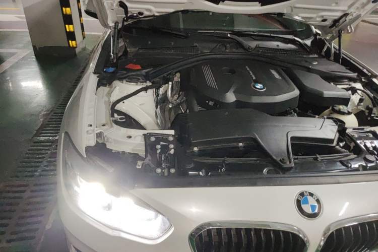 Used BMW 1 Series 2018 118i Leading Model Engine Bay Right
