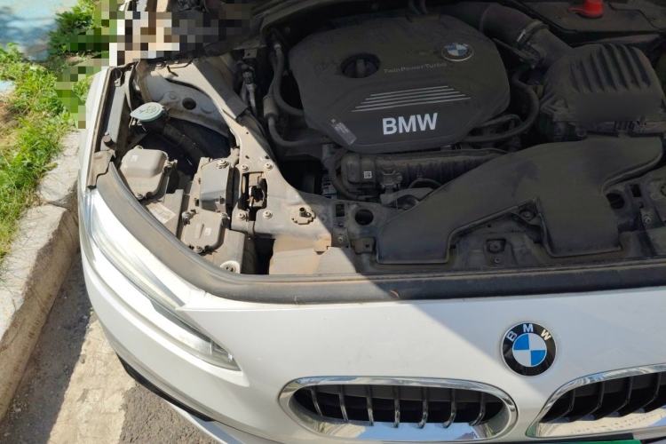 Used BMW 1 Series 2018 118i Sport Edition Engine Bay Right