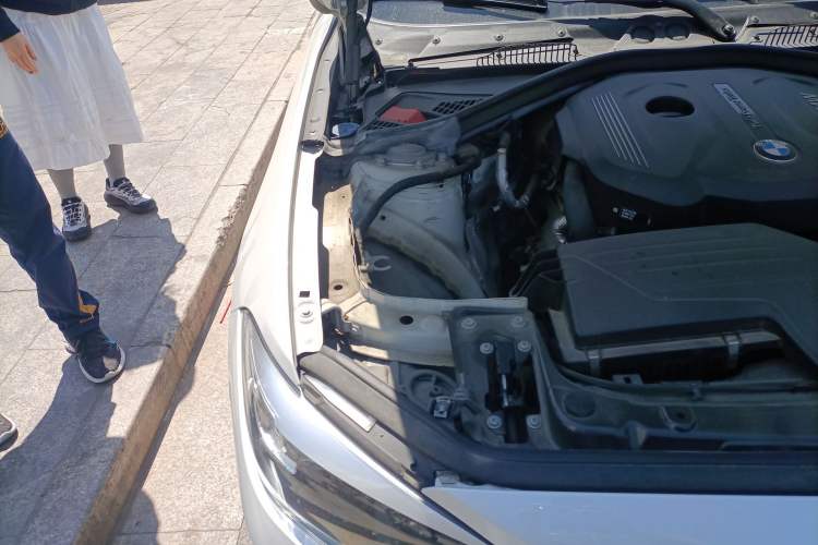Used BMW 1 Series 2018 118i Leading Model Engine Bay Right