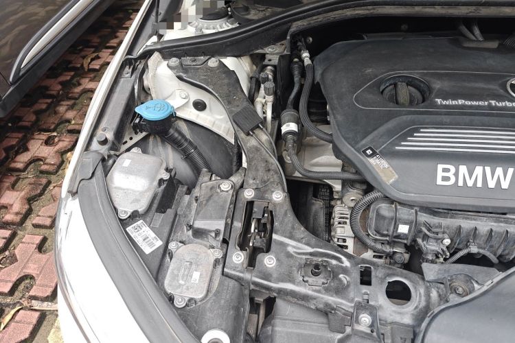 Used BMW 1 Series 2018 118i Sport Edition Engine Bay Right