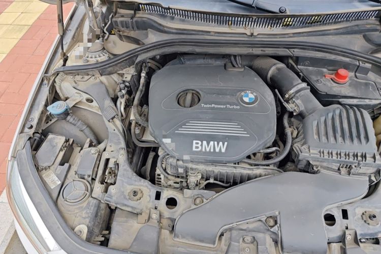 Used BMW 1 Series 2018 118i Fashion Model Engine Bay Right