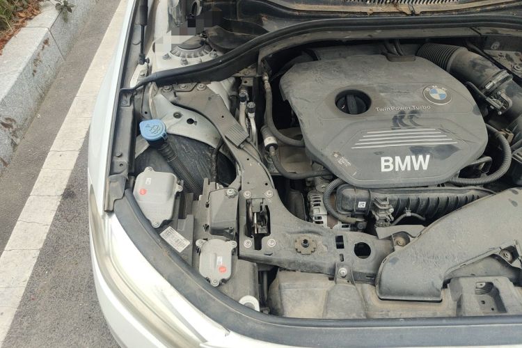 Used BMW 1 Series 2018 118i Sport Edition Engine Bay Right
