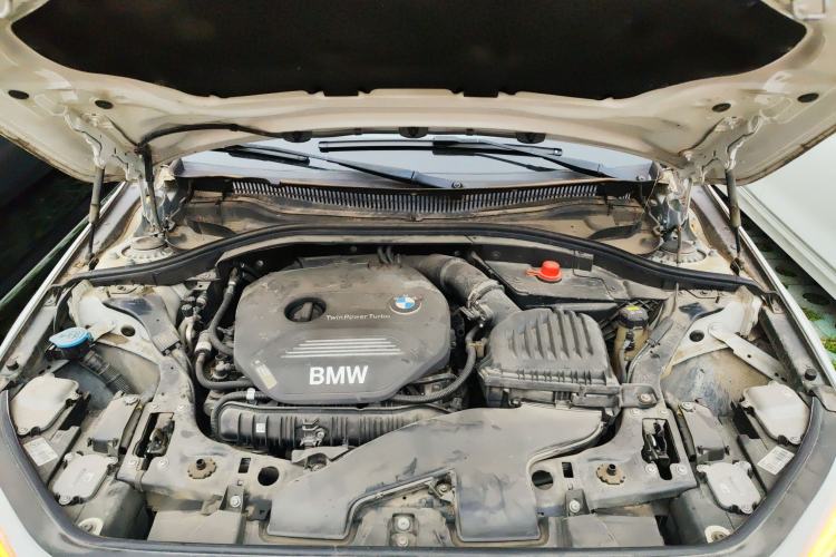 Used BMW 1 Series 2018 120i Design Package Model Engine Bay