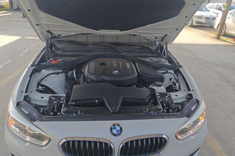 Used BMW 1 Series 2018 118i Sport Design Package Engine Bay