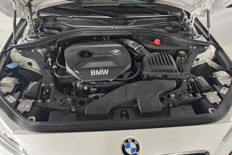 Used BMW 1 Series 2018 118i Sport Edition Engine Bay