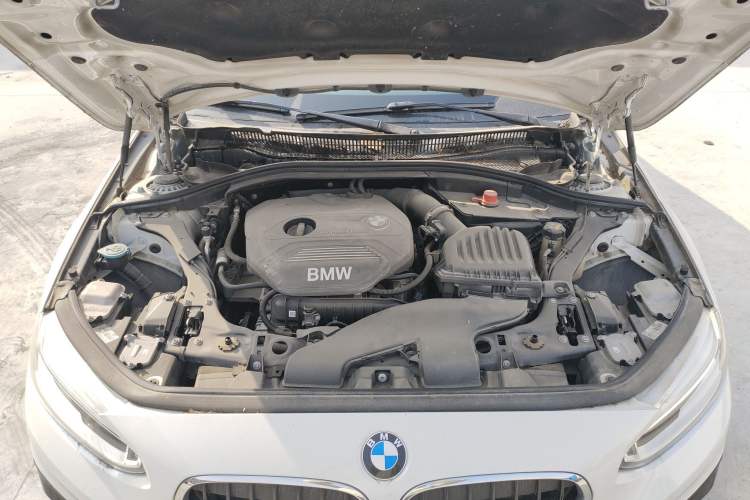 Used BMW 1 Series 2018 118i Design Package Edition Engine Bay