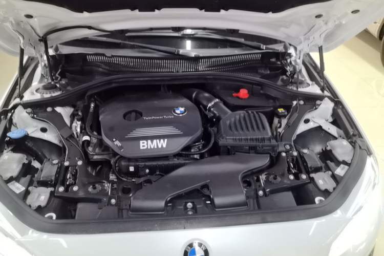Used BMW 1 Series 2018 118i Sport Edition Engine Bay