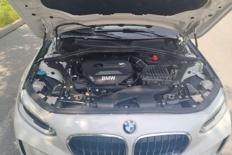 Used BMW 1 Series 2018 118i Sport Edition Engine Bay