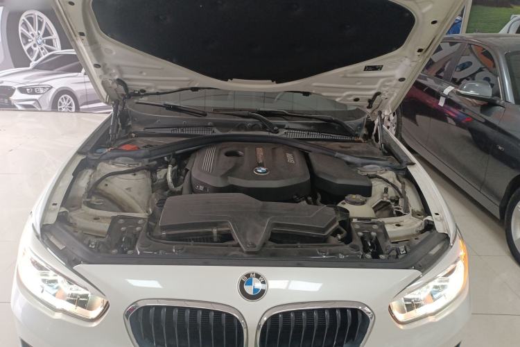 Used BMW 1 Series 2018 118i Sport Design Package Engine Bay