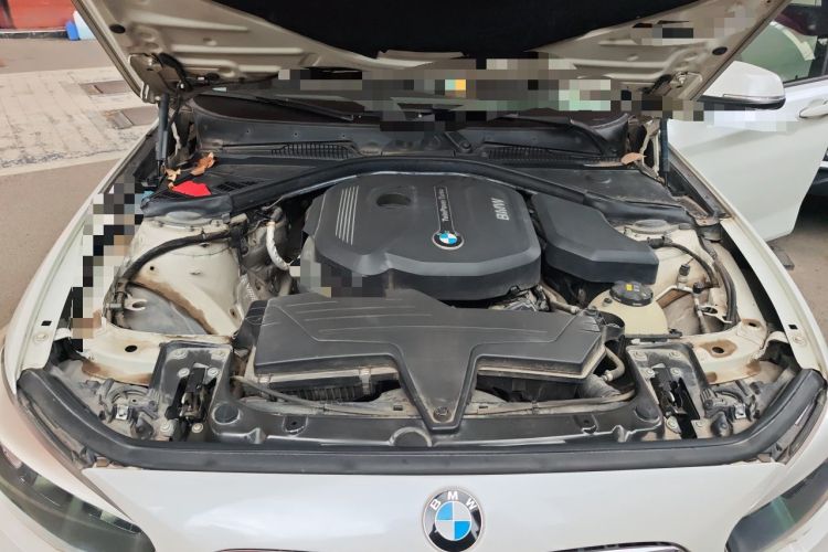 Used BMW 1 Series 2018 118i Leading Model Engine Bay