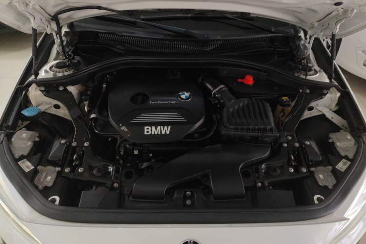 Used BMW 1 Series 2018 118i Sport Edition Engine Bay