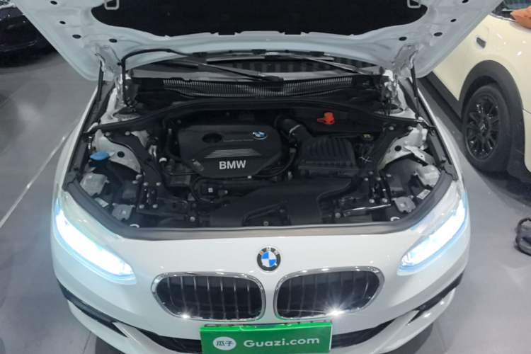 Used BMW 1 Series 2018 118i Sport Edition Engine Bay