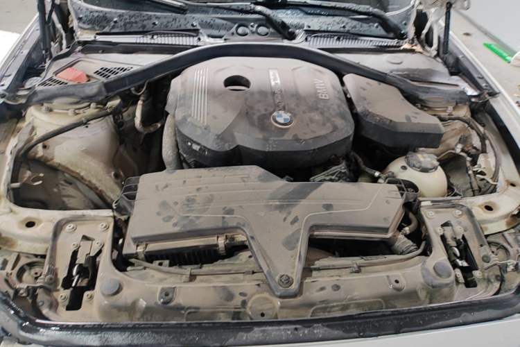 Used BMW 1 Series 2018 118i Leading Model Engine Bay