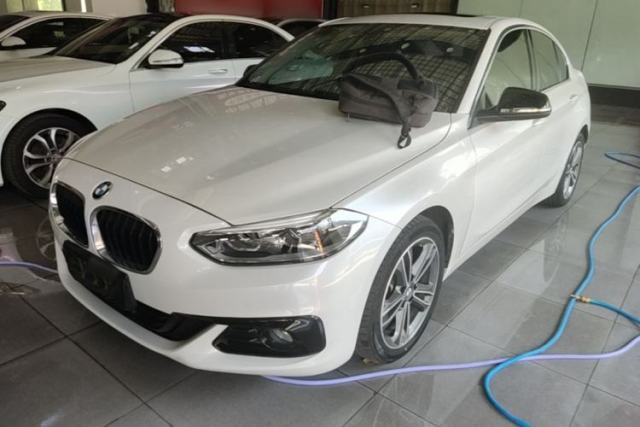 Ojetý BMW 1 Series 2018 118i Sport Edition