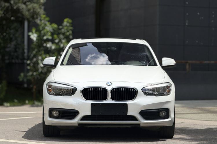 Used BMW 1 Series 2018 118i Leading Model Exterior 1