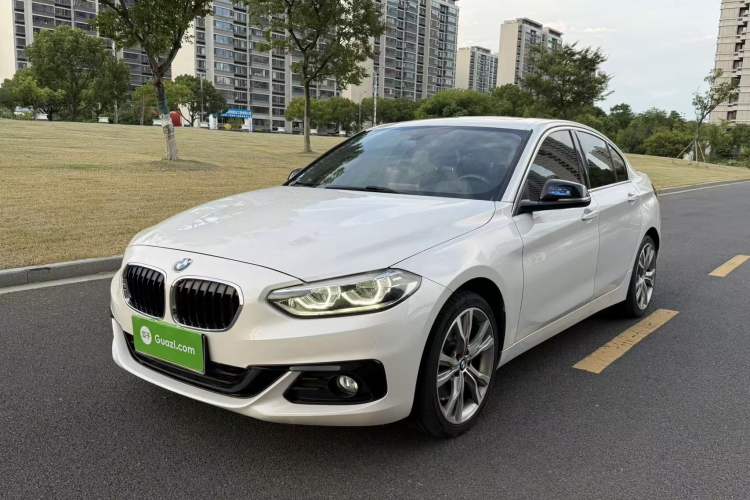 Used BMW 1 Series 2018 Restyled 120i Design Package Edition Exterior 1