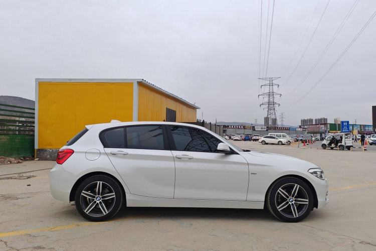 Used BMW 1 Series 2018 118i Sport Design Package Exterior 1