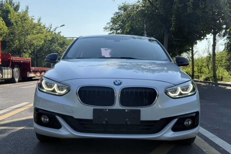 Used BMW 1 Series 2018 Facelifted 118i Sport Edition Exterior 1