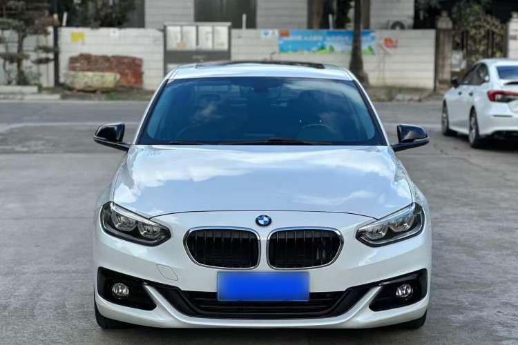 Used BMW 1 Series 2018 118i Sport Edition Exterior 1