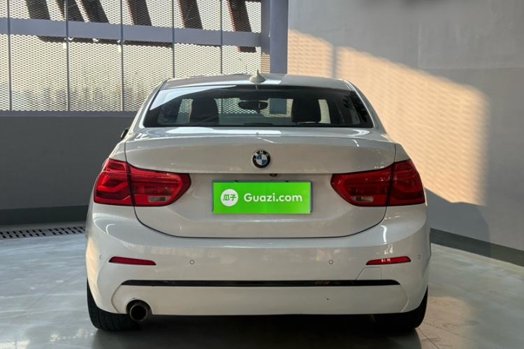 Used BMW 1 Series 2018 118i Sport Edition Exterior 10