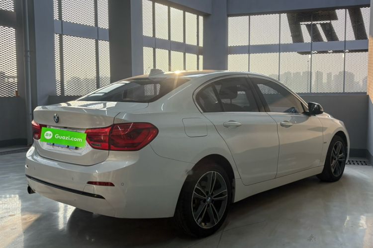Used BMW 1 Series 2018 118i Sport Edition Exterior 12