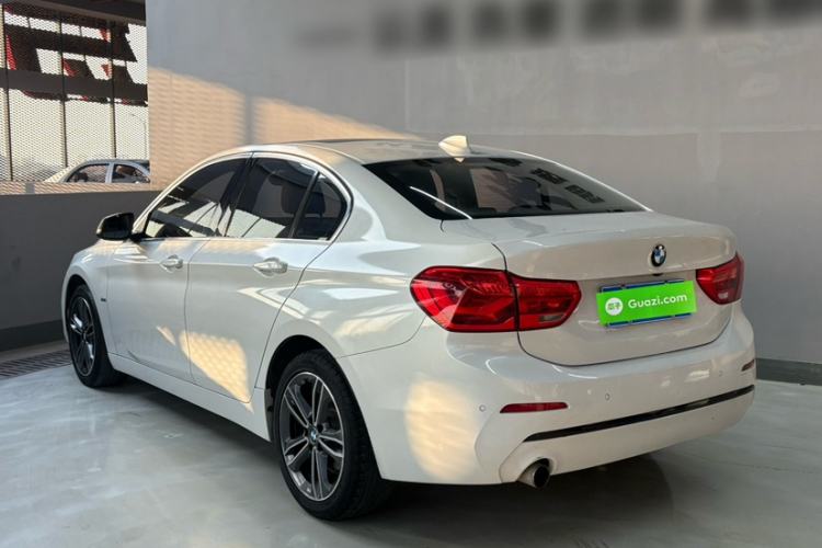 Used BMW 1 Series 2018 118i Sport Edition Exterior 13