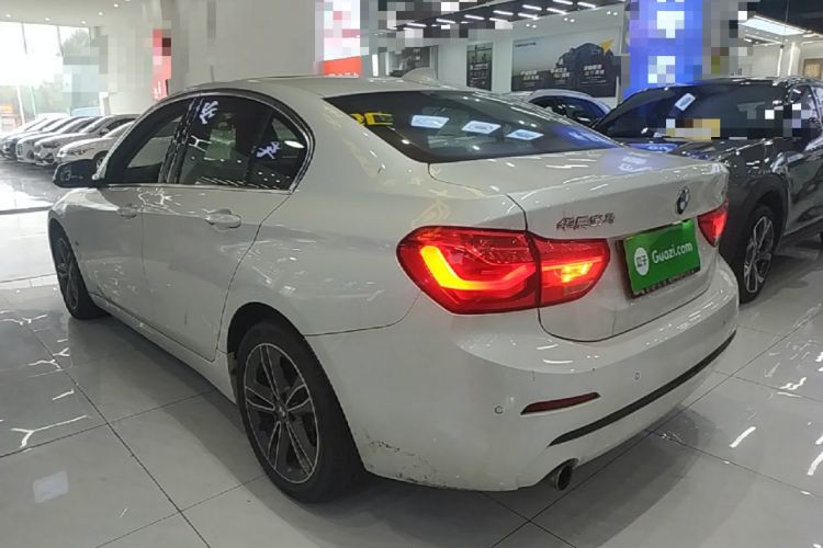 Used BMW 1 Series 2018 118i Sport Edition Exterior 2