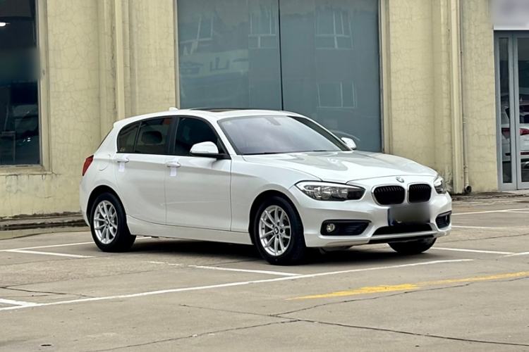 Used BMW 1 Series 2018 118i Leading Model Exterior 2