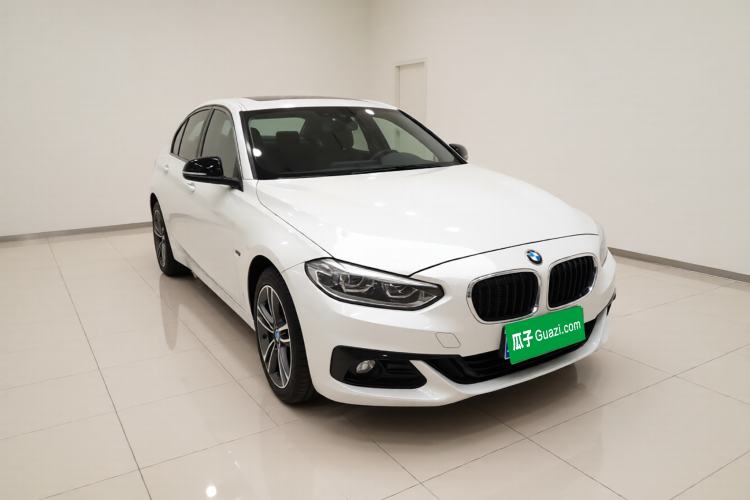 Used BMW 1 Series 2018 118i Sport Edition Exterior 2