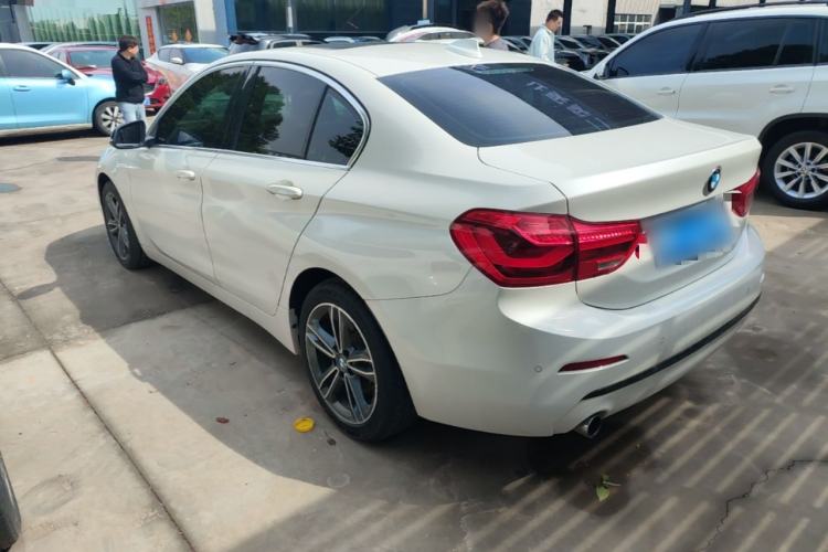 Used BMW 1 Series 2018 Facelifted 118i Sport Edition Exterior 2
