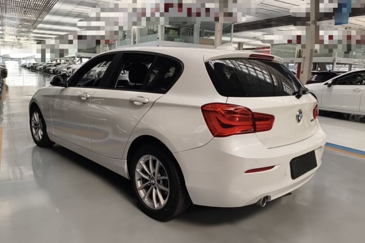 Used BMW 1 Series 2018 118i Leading Model Exterior 2