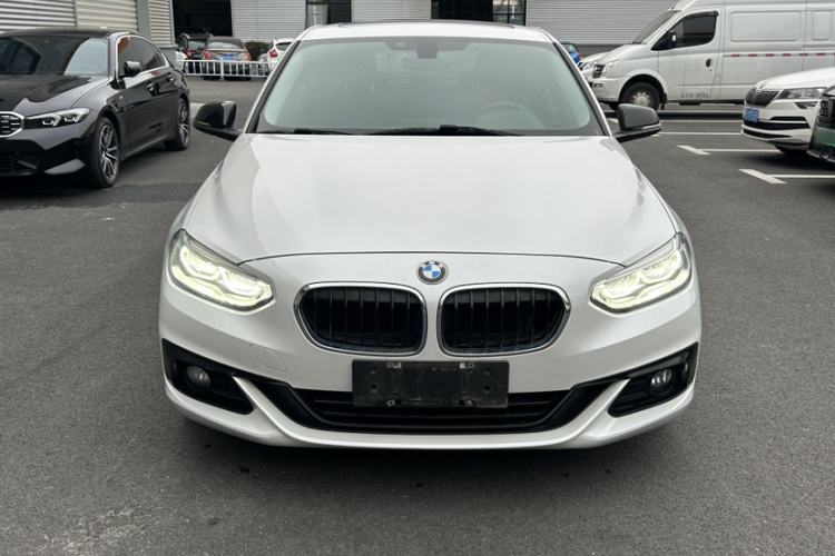 Used BMW 1 Series 2018 118i Sport Edition Exterior 2