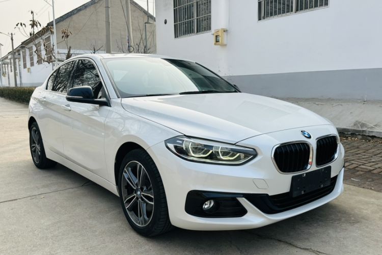 Used BMW 1 Series 2018 Facelifted 118i Sport Edition Exterior 2