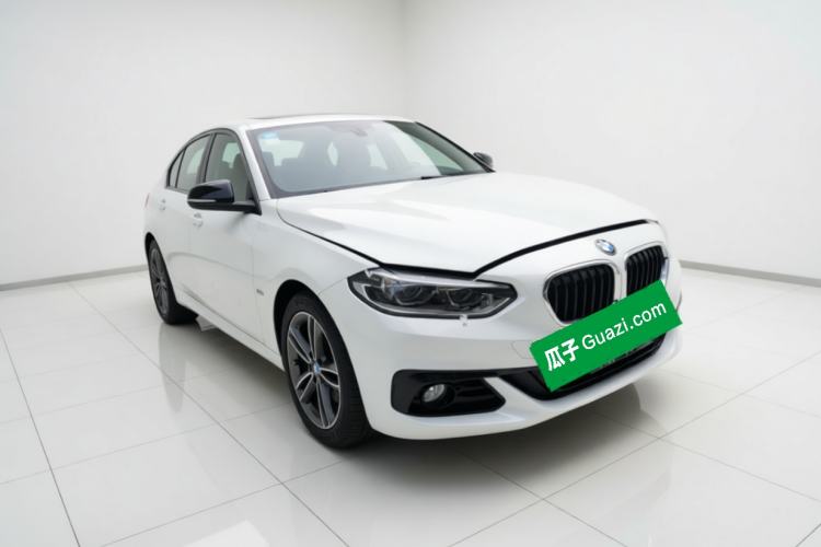 Used BMW 1 Series 2018 118i Sport Edition Exterior 2