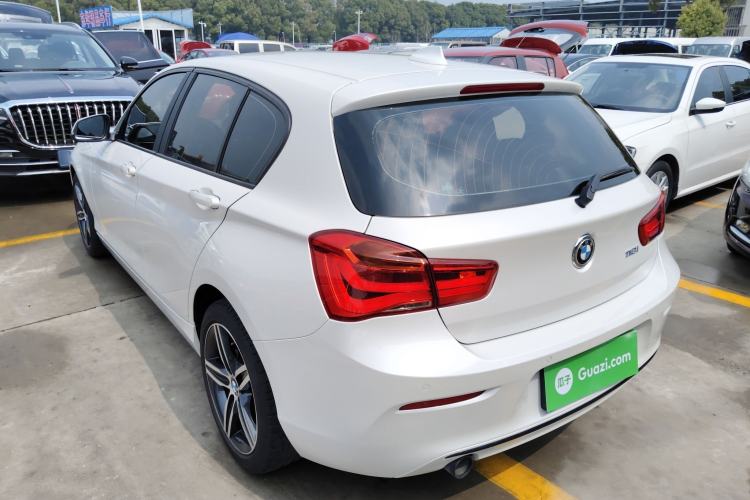 Used BMW 1 Series 2018 118i Sport Design Package Exterior 2