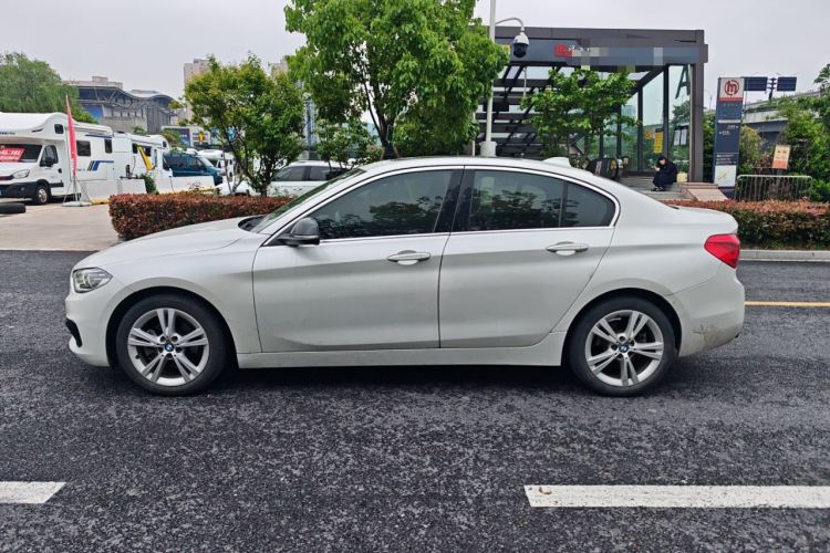 Used BMW 1 Series 2018 Facelifted 118i Design Package Edition Exterior 2