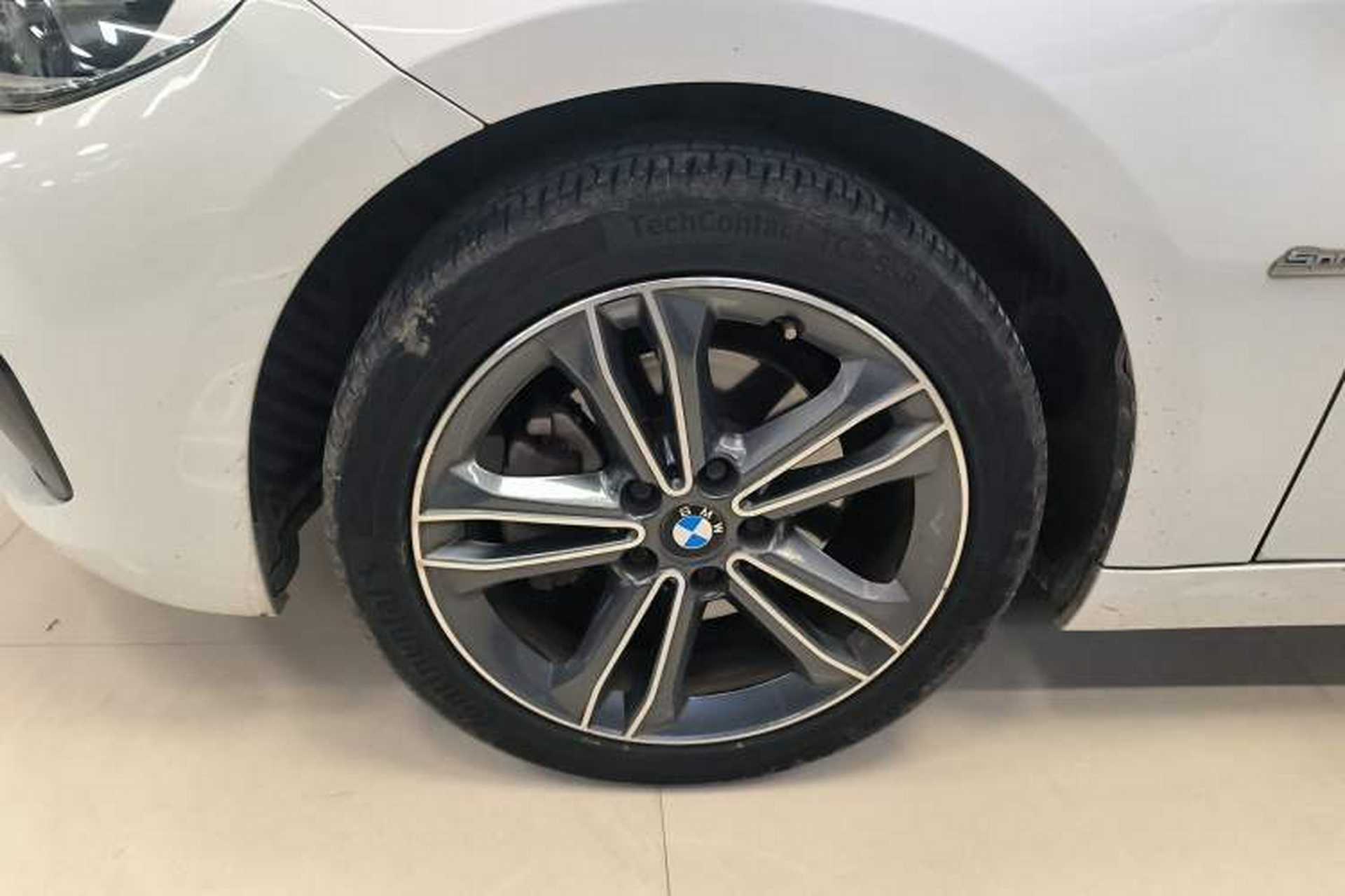 Used BMW 1 Series 2018 118i Sport Edition Exterior 2