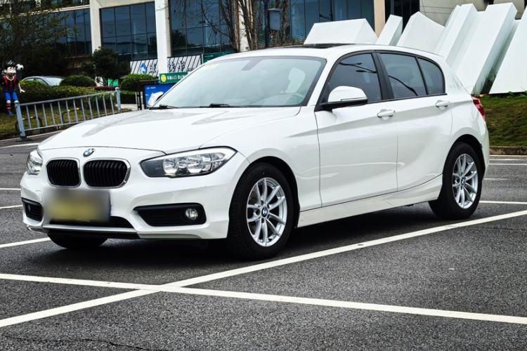 Used BMW 1 Series 2018 118i Leading Model Exterior 2