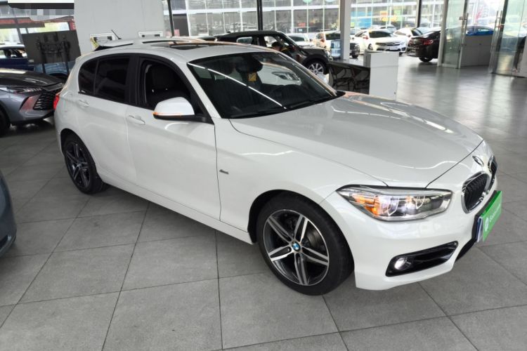 Used BMW 1 Series 2018 118i Sport Design Package Exterior 2