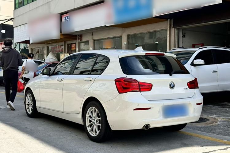 Used BMW 1 Series 2018 118i Leading Model Exterior 2