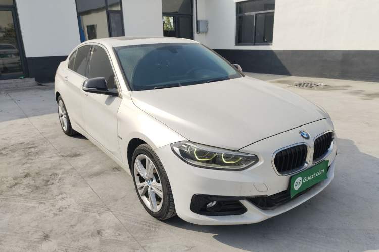 Used BMW 1 Series 2018 118i Design Package Edition Exterior 2