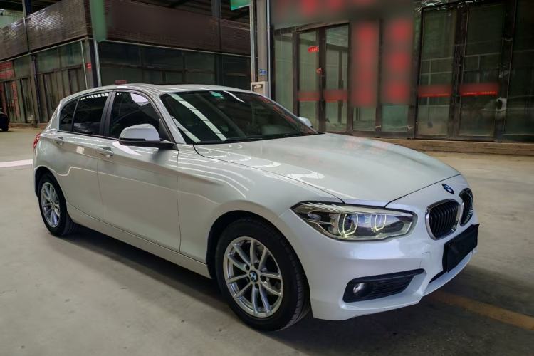 Used BMW 1 Series 2018 118i Leading Model Exterior 2