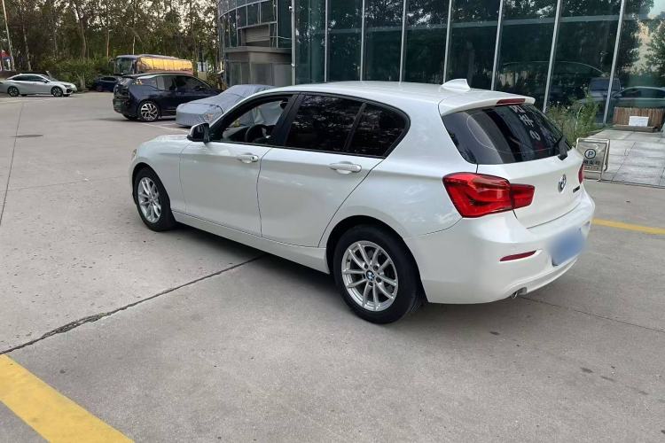 Used BMW 1 Series 2018 118i Leading Model Exterior 3