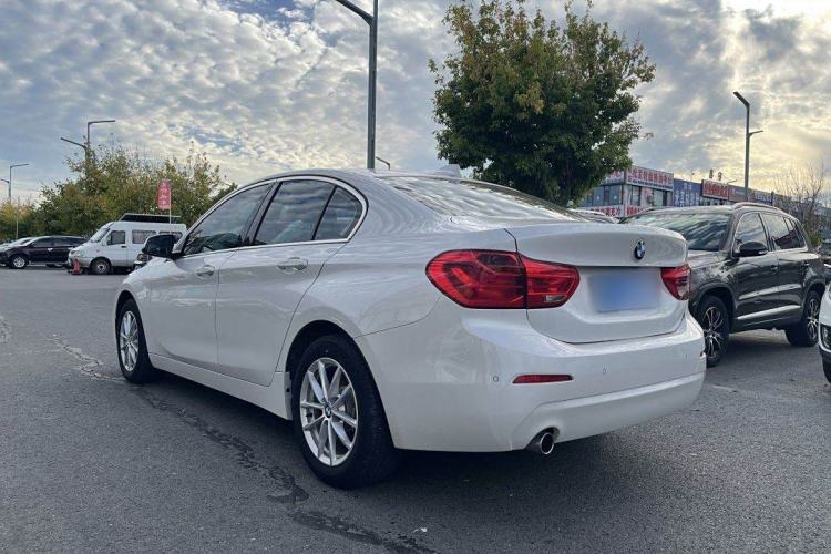 Used BMW 1 Series 2018 Revised 118i Fashion Edition Exterior 3