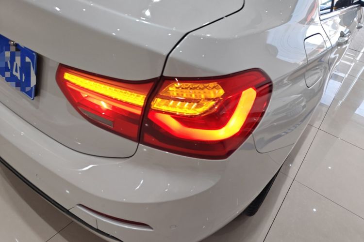 Used BMW 1 Series 2018 118i Sport Edition Exterior 3